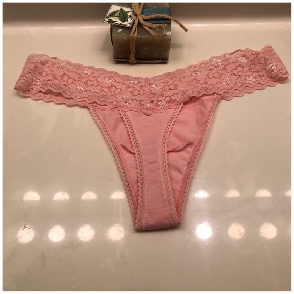 Betsey Johnson Thong - Picture 2 of 2